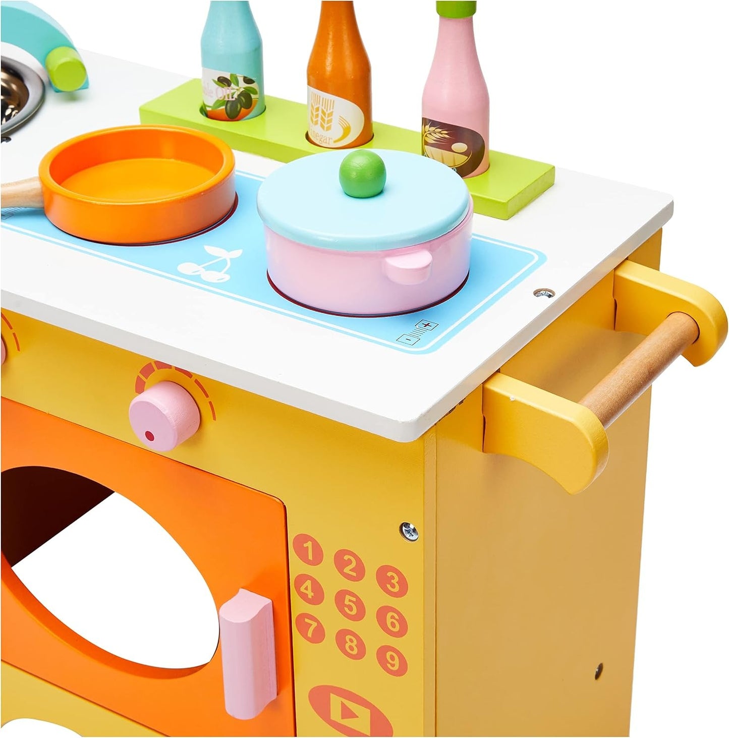 Wooden Giraffe Kitchen